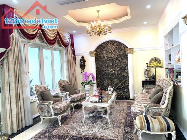 KHU VIP CẤP CAO THANH XUÂN! BIỆT THỰ NHÀ VƯỜN NGUYỄN HUY TƯỞNG, VỈA HÈ 148m2 mặt tiền 9.2m - 2