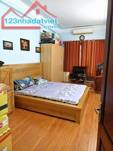 Bán nhà Ngõ 12 Kim Hoa Dt 38m2 x5 tầng Mt 4m Giá 4,2 tỷ Lh 0913895929 - 3