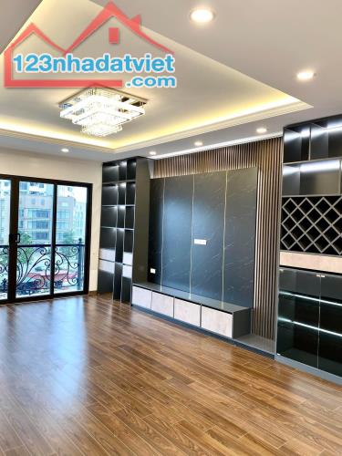 Bán nhà Đội Cấn, Ba Đình, 6 tầng thang máy, lô góc 2 mặt thoáng, 30m ra Phố. Giá 7.5 tỷ - 2