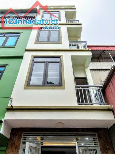 Tuyệt phẩm nhà Hà Trì - Đa Sĩ - Hà Đông xây mới 3,5 tỷ, đẹp long lanh(33m2*5T). 0943075959