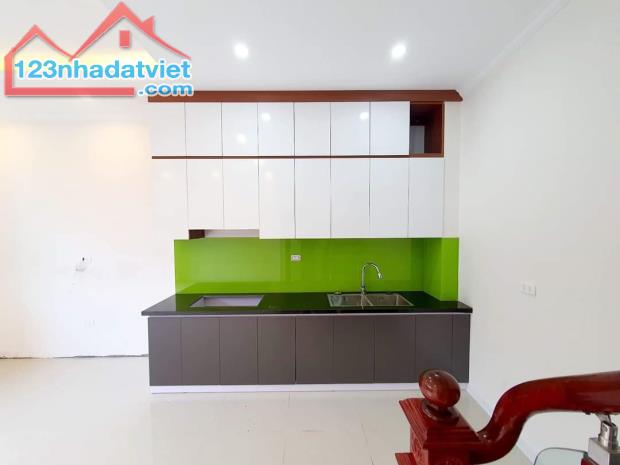Siêu hấp dẫn: 30m2 5 tầng Vân Canh Hoài Đức giá chỉ 3,9 tỷ - 2