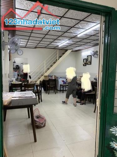 NHÀ GẦN MẶT TIỀN NGUYỄN VĂN TRỖI 62M2, NGANG 4.4M, HAI MẶT HẺM, CHỈ NHỈNH 10 TỶ