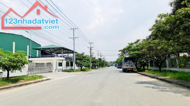 cho thuê kho xưởng 2.700m2 ở Đức Hòa, Long An giá 140tr/tháng Lh: 0949 861 287 - 1