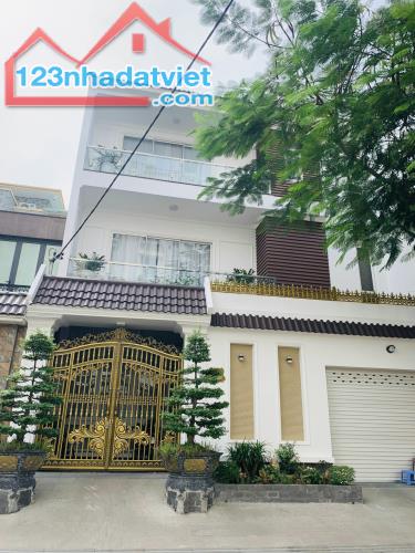 Bán Gấp - Biệt Thự - Thăng Long - P. 4 - Tân Bình - 202m2 - Giảm 33 Tỷ - 1