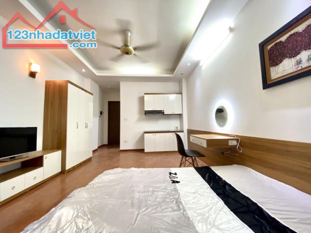Chính Chủ cho thuê phòng studio dt 30m2 vào ở luôn tại ngõ 333 đường Hoàng Mai - 1