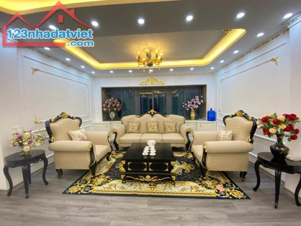 Bán Nhà Ngõ 27 Đại Cồ Việt, Hai Bà Trưng Ôtô – Phân Lô - thang máy 65m2x6T, giá 14 tỷ