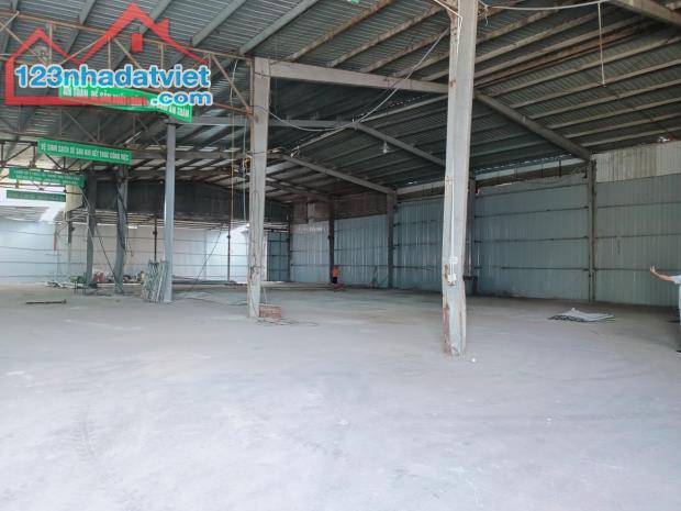 Cho thuê kho, nhà xưởng các diện tích từ 700m2 -1500m2hu công nghiệp Ngọc Hồi , Thanh Trì.