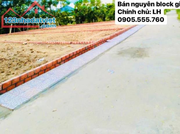 Bán nguyên block 4 lô sát quốc lộ chỉ 395tr sở hữu . Sổ hồng tách lô sẵn. Mua làm nhà vườn