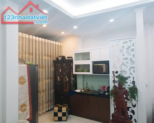 Bán nhà phố Lê Lợi, Hà Đông, ô tô đua, kinh doanh chỉ 7 tỷ hơn - 2