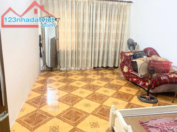 BÁN NHÀ PHƯƠNG LIỆT -THANH XUÂN  ,DT55M2 , GIÁ HƠN 5 TỶ , GẦN Ô TÔ ,NGÕ NÔNG . - 2