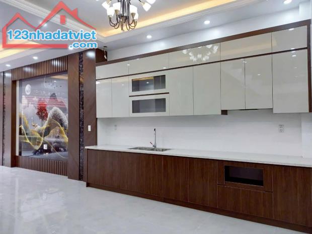 Bán nhà 4 tầng xây mới 33.2m2 tại Di Trạch, Hoài Đức giá, chỉ 4,15 tỷ. LH 0868441295 - 1