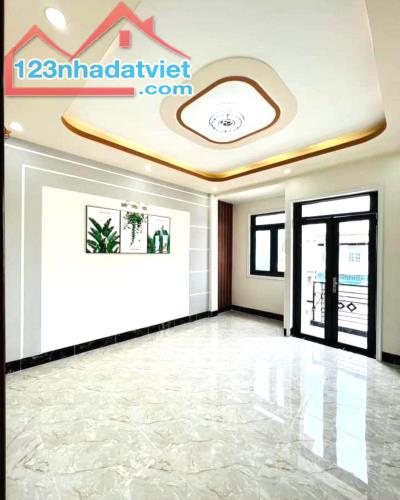 Bán nhà  Chiên lược Bình Tân 4x 15 chỉ 3 tỷ 1 trệt 1 lầu 2 phòng ngủ hẻm xe hơi - 3