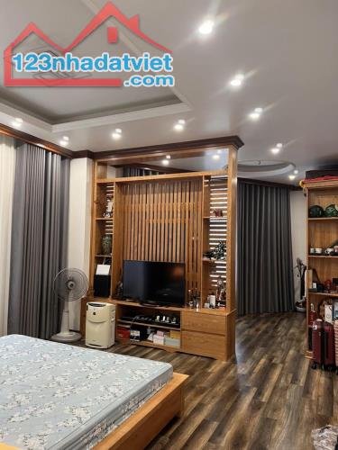 Bán biệt thự mini view mặt hồ Bình Mình, ph Phạm Ngũ Lão, TP HD, 133.9m2, 3 tầng, 4 ngủ - 2