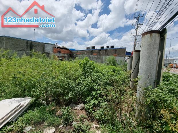 Bán đất mặt tiền nhựa Tỉnh Lộ 10 giá bán 60 tỷ, Xã Đức Hòa Đông, Đức Hòa, Long An. - 4