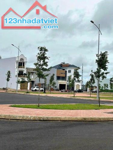 góc 2 mặt tiền View hoa viên TDP8 phường tân an gần ecocity - 2