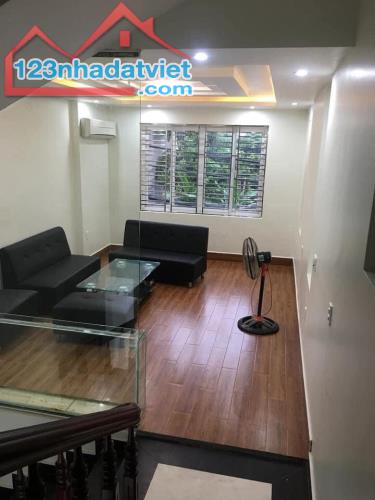 Cho thuê nhà 5 tầng tuyến 2 Lê Hồng Phong 60M  có 7 phòng  ngủ giá 25tr tháng - 2