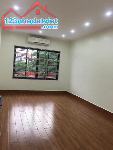 Cho thuê nhà 5 tầng tuyến 2 Lê Hồng Phong 60M  có 7 phòng  ngủ giá 25tr tháng - 3