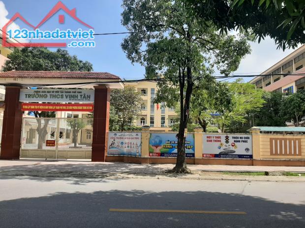 Bán lô đất hiếm mặt đường Cao Xuân Huy, khối Hồng Sơn, p  Hồng Sơn, tp. Vinh. Đất 2 mặt đg - 1