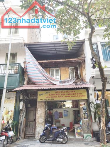 Bán Nhà Phố Hàng Đậu, HK. 82m, MT: 5,4m, Giá Rẻ. Lh 0961961556