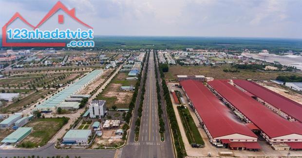 MỞ RỘNG KINH DOANH, BÁN GẤP 1HEC 10.000M2 NGAY KCN BECAMEX DÂN HIỆN HỮU. GIÁ 3.999TR - 4