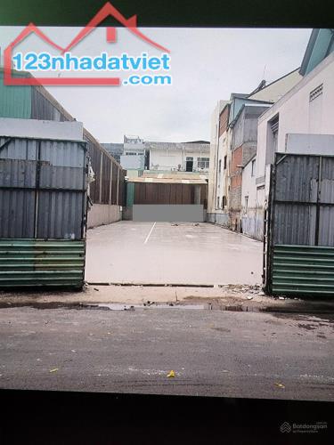 Bán lô đất Giá đầu tư. Sát MT Quốc Lộ 13, ngay cổng sau của Vạn Phúc City.