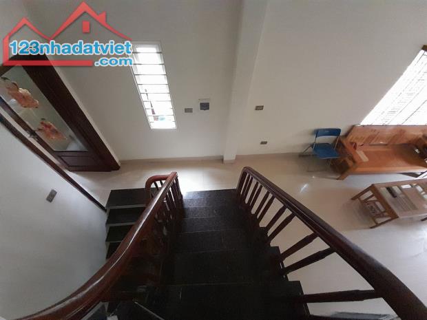 Bán nhà cách khu đô thị Time Cty 100m Dt 40m2 Mt 4m x5 tầng Giá 4,4 tỷ Lh 0913518923 - 3