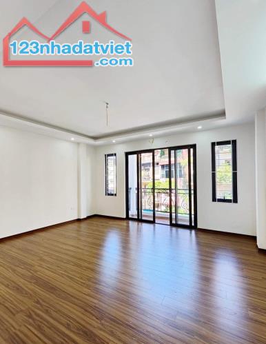 Bán nhà Trần Phú, Hà Đông, 60m2, doanh thu 30tr giá chỉ 5.3 tỷ