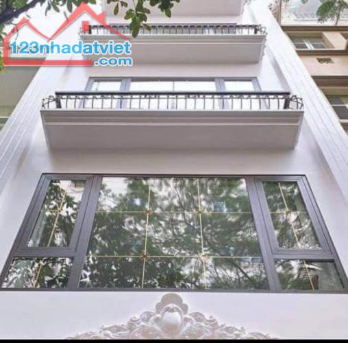 Bán nhà 5 tầng đường Minh Khai Dt 38m2 Mt 4m Giá 4,8 tỷ Lh 0886631856 - 1