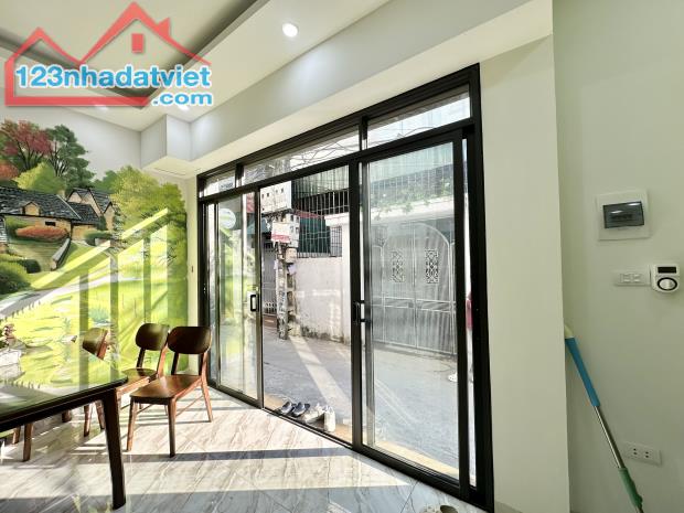 BÁN NHÀ 5 TẦNG PHỐ NGỌC THỤY, -LONG BIÊN -HÀ NỘI, DT 40M2 GIÁ 6,65 TỶ - 1