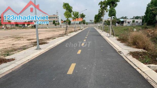Bán đất mặt tiền DT769 gần TĐC Lộc An Bình Sơn SHR