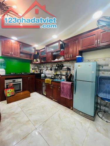 Xuất cảnh, bán nhanh nhà HXH Bùi Đình Túy, 71m2, 4 tầng, vào ở ngay, chỉ 10 tỷ 750 - 1