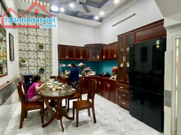 Bán nhà 4.3x22.5m, 4tầng- MT Kinh Doanh gần Chợ Gò Xoài, Bình Tân - 2