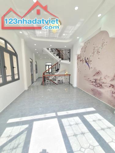 BÁN NHÀ PHAN HUY ÍCH , TÂN BÌNH, HẺM XE HƠI, DT 57M, GIÁ 5.69 TỶ