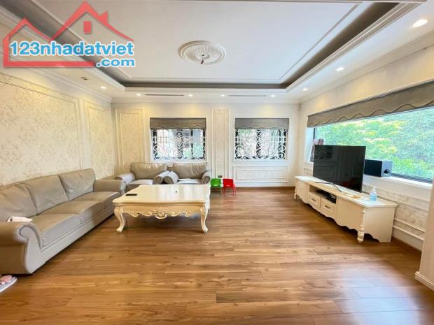 BÁN NHÀ XUÂN DIỆU 5T 3 THOÁNG GARA Ô TÔ KD CHO THUÊ