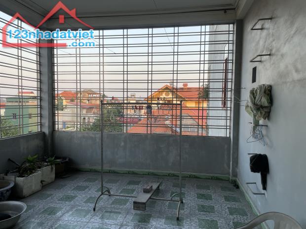 Bán nhà 4 tầng mặt đường thông 6m, tuyến 2 đường 5 cũ Sở Dầu – Hồng Bàng 3,8 tỷ - 60 m2 - 5
