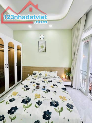 CẦN BÁN GẤP NHÀ HẺM 5m 55m²-2tỷ950 Đ.Nguyễn Biểu, P.1, Quận 5 Đang có HĐ thuê 14tr/th - 2