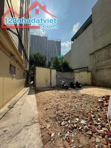 Bán nhà mặt phố Thụy Khuê, mặt phố mớiquận TâyHồ gần Hồ Tây 60m2,3 tầng, MT12m,giá19.5tỷ