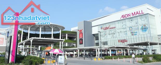 Lô đất siêu Hot mặt phố Cổ Linh, DT270m2, MT14m, Hàng xóm Aeon Mall.