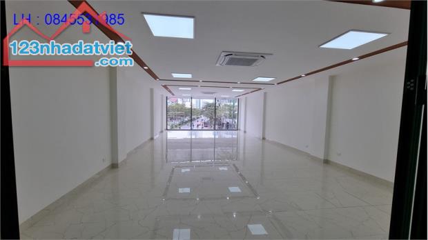 bán toà nhà văn phòng phố võ chí công 166 m2 10 tầng 52,9 tỷ - 2