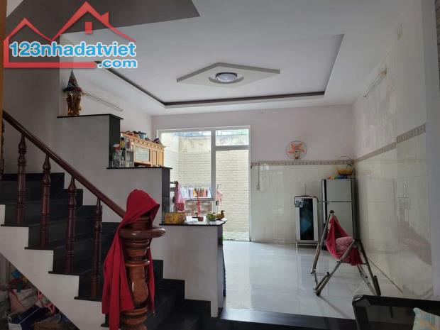 Nhà đẹp HXH 3 tầng 75m2 chỉ 6,5 tỷ Thạnh Mỹ Lợi, Quận2 - 1