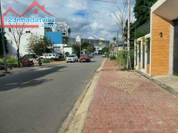 ĐẤT mặt tiền kinh doanh  603m2 Phường Phú Lợi, Thủ Dầu Một, Bình Dương