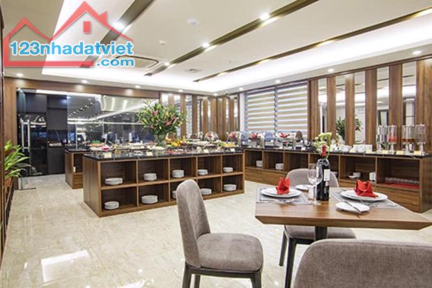 Bán nhà Đại Lộ Thăng Long toà văn phòng thang máy vỉ hè 358 m2 giá 150 tỷ - 1