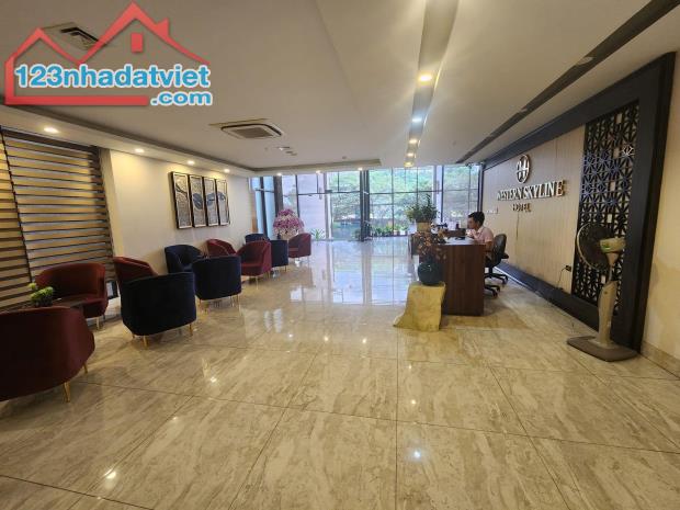 Bán nhà Đại Lộ Thăng Long toà văn phòng thang máy vỉ hè 358 m2 giá 150 tỷ - 3