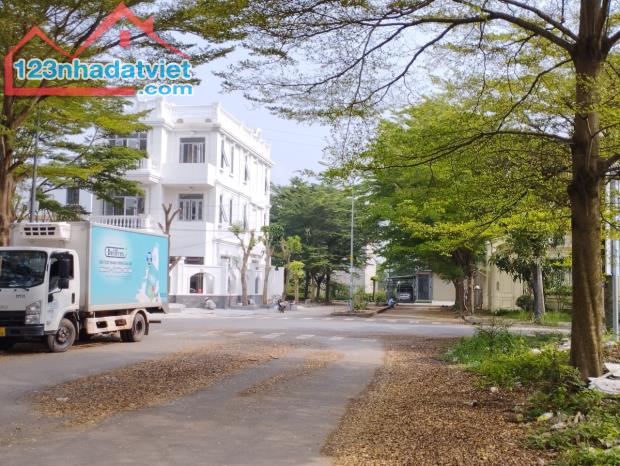 Bán nhanh đất nền Diện tích trên 400m2, KDC Thời báo kinh tế, Bưng Ông Thoàn quận 9