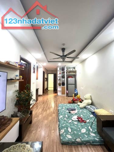 Bán chung cư Thái Hà, Bộ Công An, Thành Phố Giao Lưu, 70m,2 ngủ,2wc, 4.x tỷ