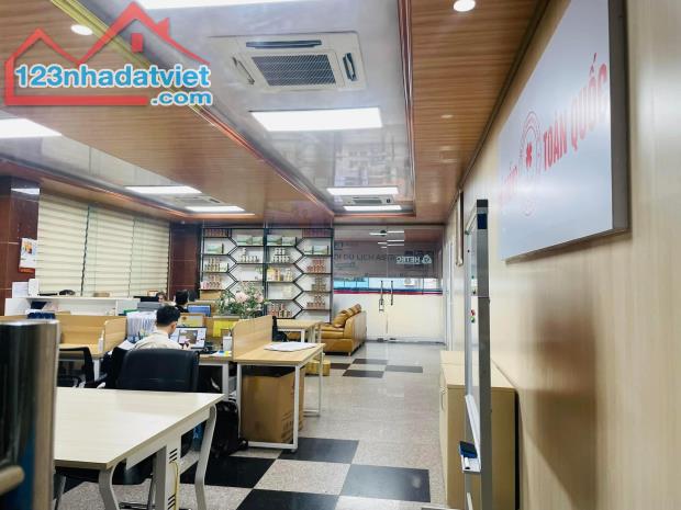 Bán nhà Phan Văn Trường Cầu Giấy mặt phố kinh doanh 2 thang máy 362 m2 giá 130 tỷ - 2