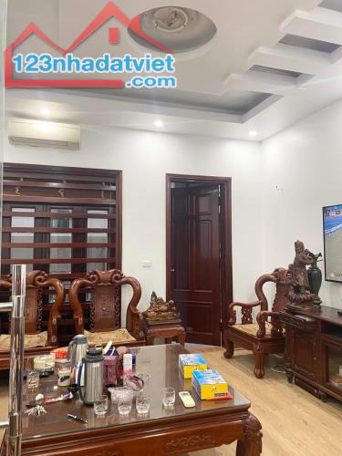 Gara,  Kinh Doanh, Phố Hoàng Quốc Việt 55m2 Mt 4.7 m Giá 10.5 tỷ - 5