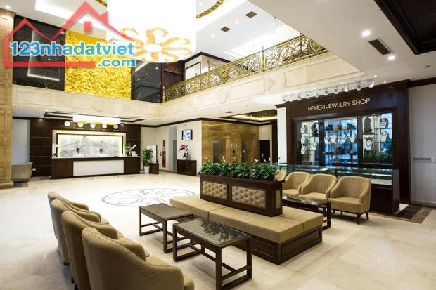 CẦN BÁN GẤP KHÁCH SẠN HẠ LONG, VỊ TRÍ TRUNG TÂM, 750M2, 17 TẦNG ĐẲNG CẤP