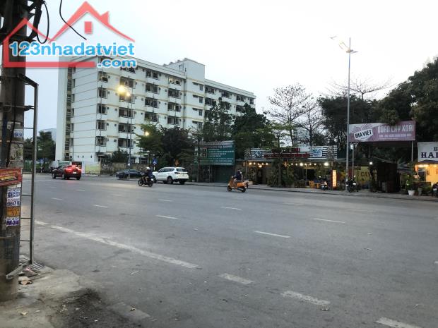 Bán nhà phố Hải Long, kinh doanh nhỏ, trường chuyên Hạ Long, 60m2 - 2