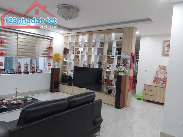 💥 Bán Biệt thự Siêu Vip Đội Nhân, Ba Đình, Lô góc 141m2 4T, MT 8.5m, Chỉ 32 Tỷ 💥 - 1